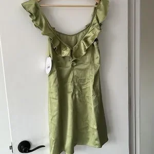 green emerald velvet dress Jordan Dress main image 0